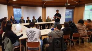 Messenger_creation_987A520E-382A-4C74-BE41-348B3B3BA7EA